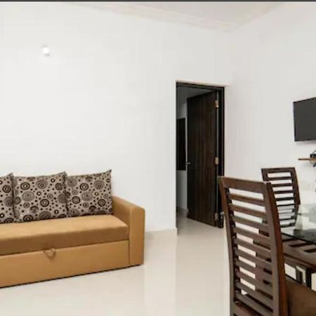 Esha Apartment Калангут Номер фото