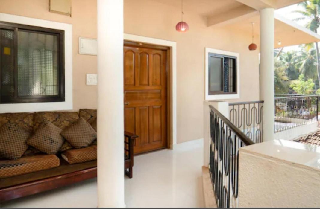 Esha Apartment Калангут Экстерьер фото