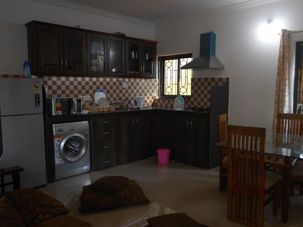 Esha Apartment Калангут Номер фото