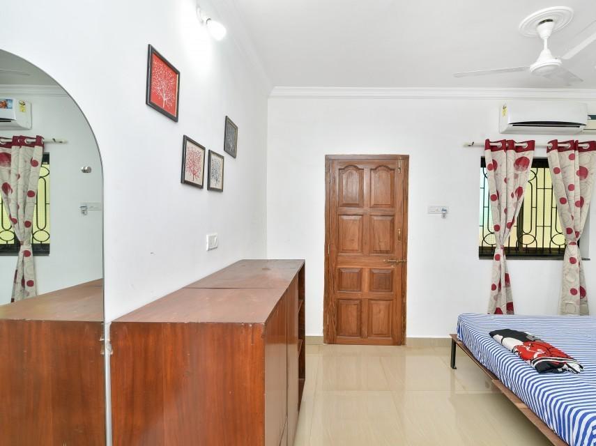 Esha Apartment Калангут Экстерьер фото