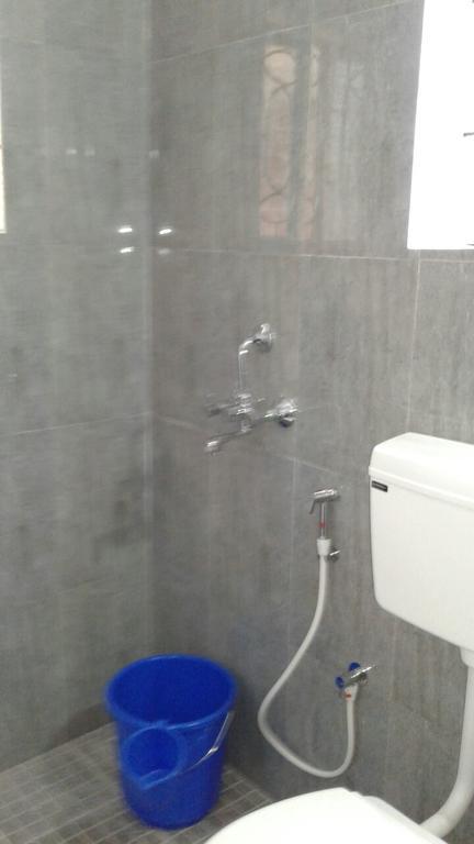 Esha Apartment Калангут Экстерьер фото